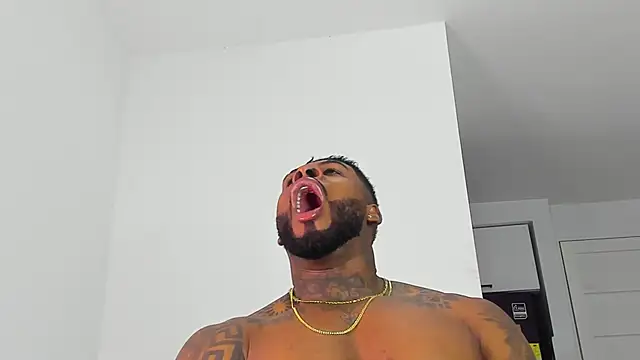 Makonneen online show from November 2025 11:23:02 AM