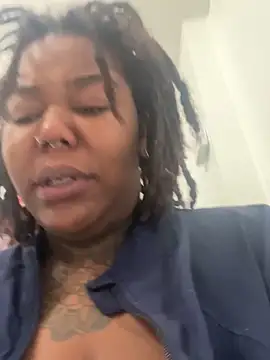 Goddess Nafeesha online show from April 2026 01:08:02 PM