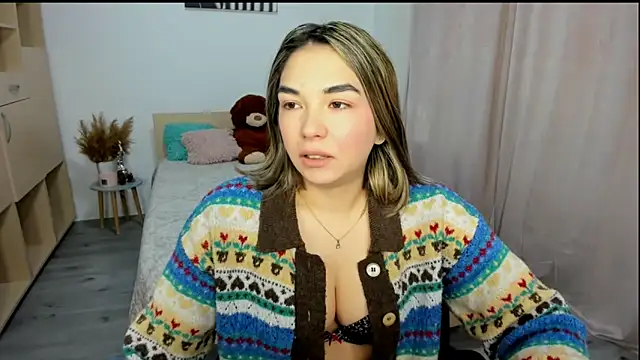 Alexa Dolly12 online show from January 2026 07:01:01 AM