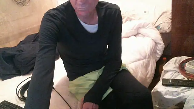 bravo23toro online show from March 2025 10:22:02 PM