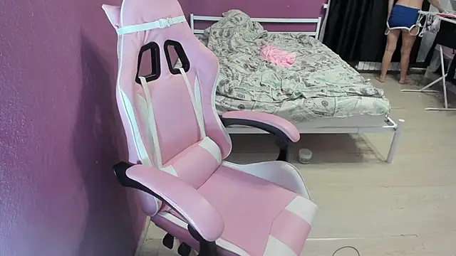 Lika8234 online show from October 2025 12:44:01 AM