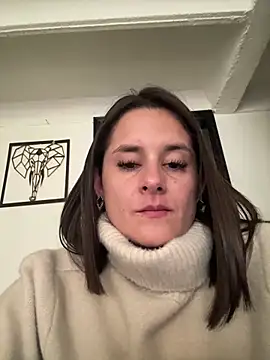 Alice milf  online show from April 2026 04:01:01 PM