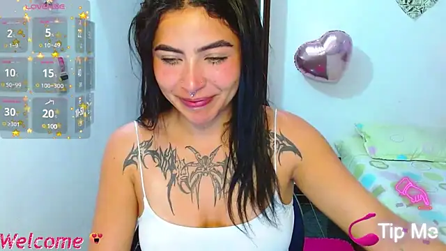 Snapshot of _luna_torres chatting on December 2024 12:05:01 AM  luna torres online show from December 2024 12:05:01 AM