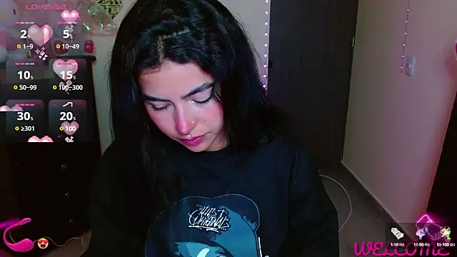 Snapshot of _luna_torres chatting on March 2025 06:24:02 AM  luna torres online show from March 2025 06:24:02 AM