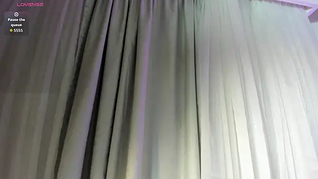 Snapshot of SaraaJhonsonn chatting on February 2026 01:34:01 PM SaraaJhonsonn online show from February 2026 01:34:01 PM