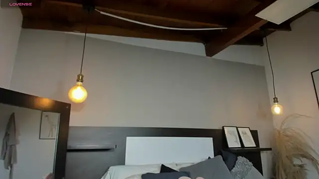 Snapshot of SaraaJhonsonn chatting on April 2026 02:36:01 PM SaraaJhonsonn online show from April 2026 02:36:01 PM