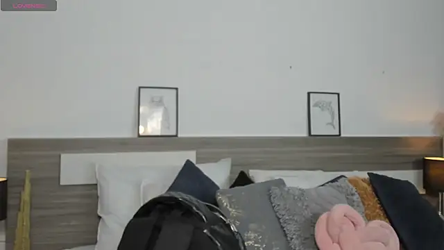 Snapshot of SaraaJhonsonn chatting on April 2026 02:46:02 PM SaraaJhonsonn online show from April 2026 02:46:02 PM