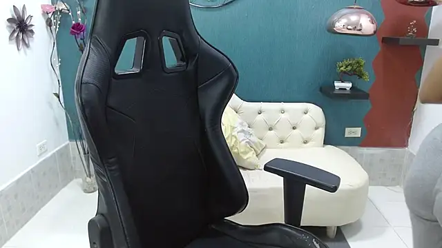 Snapshot of Melikasweetz chatting on February 2025 05:46:02 PM Melikasweetz online show from February 2025 05:46:02 PM