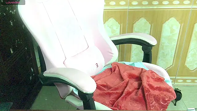 Jerry-Lan online show from April 2026 07:29:01 PM