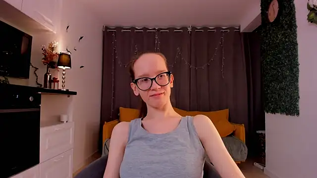 BettyBrowni online show from February 2025 04:03:01 PM