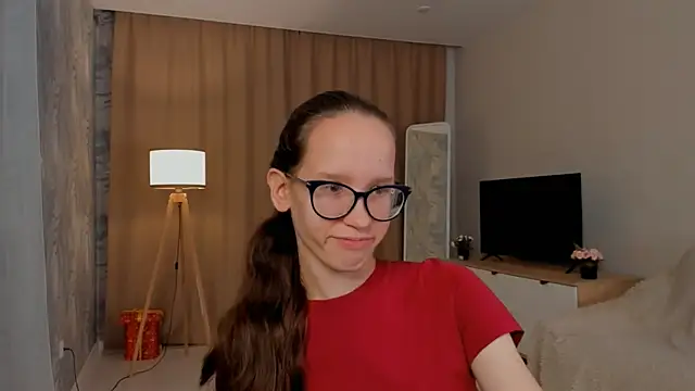 BettyBrowni online show from September 2025 04:08:01 PM