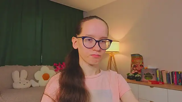 Snapshot of BettyBrowni chatting on July 2026 04:12:02 PM BettyBrowni online show from July 2026 04:12:02 PM