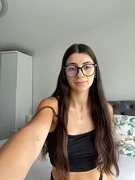 Snapshot of Wildberry_ chatting on June 2026 02:33:01 PM Wildberry online show from June 2026 02:33:01 PM