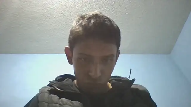 Snapshot of Leonul chatting on November 2025 05:51:01 AM Leonul online show from November 2025 05:51:01 AM