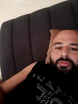 Denisilboss online show from February 2026 04:00:02 PM