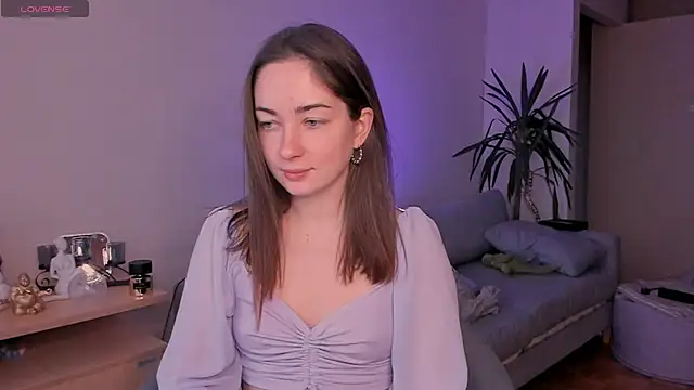 Snapshot of cClandesTina chatting on December 2024 01:43:01 PM cClandesTina online show from December 2024 01:43:01 PM