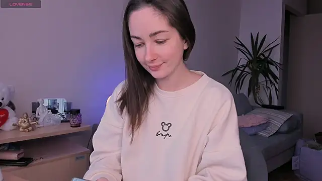 Snapshot of cClandesTina chatting on December 2024 01:38:02 PM cClandesTina online show from December 2024 01:38:02 PM