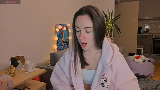 Snapshot of cClandesTina chatting on January 2025 02:52:02 PM cClandesTina online show from January 2025 02:52:02 PM