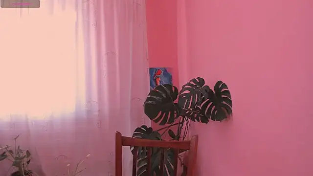 Snapshot of cClandesTina chatting on March 2025 12:55:02 PM cClandesTina online show from March 2025 12:55:02 PM