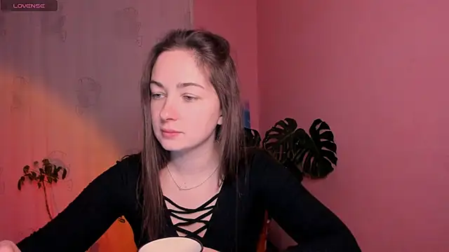 Snapshot of cClandesTina chatting on March 2025 08:32:02 PM cClandesTina online show from March 2025 08:32:02 PM