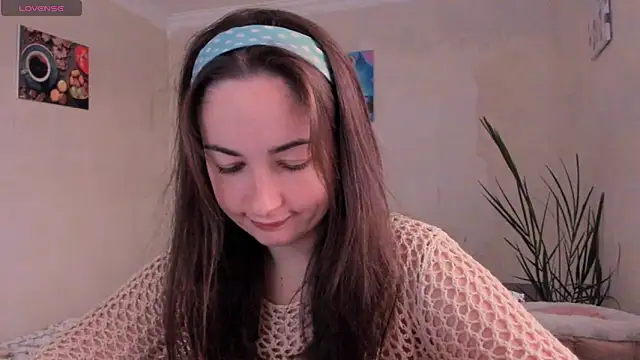 Snapshot of cClandesTina chatting on October 2025 02:13:01 PM cClandesTina online show from October 2025 02:13:01 PM