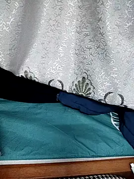 Haralushiaaa online show from November 2025 08:08:02 PM