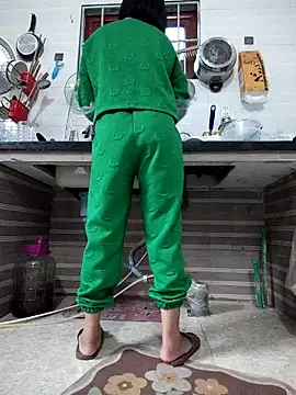 Haralushiaaa online show from February 2026 09:39:01 AM