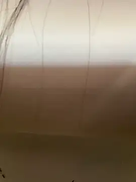 Pretty Isadora online show from October 2025 03:35:02 PM