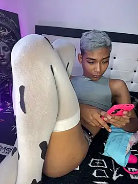 alejo cute online show from January 2025 05:27:02 PM