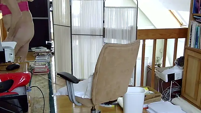 Snapshot of loreleia chatting on January 2026 05:27:02 PM loreleia online show from January 2026 05:27:02 PM