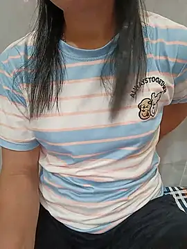 Snapshot of Asian_girl13 chatting on July 2026 01:39:02 PM Asian girl13 online show from July 2026 01:39:02 PM