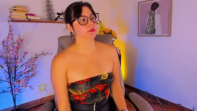 Snapshot of Chanelll_Taylorr_ chatting on June 2026 01:02:01 PM Chanelll Taylorr online show from June 2026 01:02:01 PM