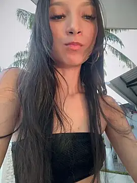 loly-yandere online show from February 2025 11:06:02 PM