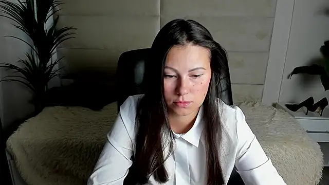 Dana  dom online show from October 2025 02:20:01 AM