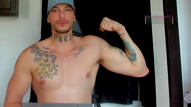 Snapshot of RickG_Oficial chatting on March 2026 08:41:01 PM RickG Oficial online show from March 2026 08:41:01 PM