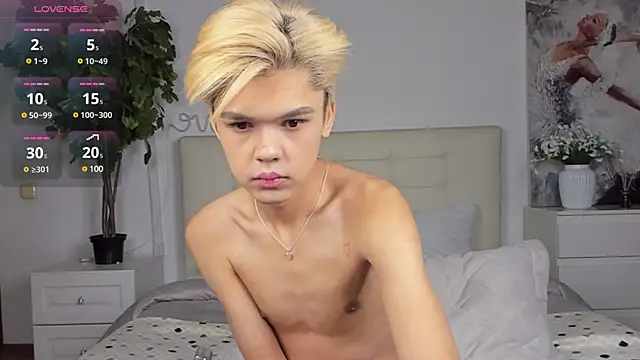 Felix Rey online show from March 2025 10:21:01 PM