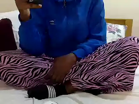 Sexy megg online show from March 2025 04:58:01 AM