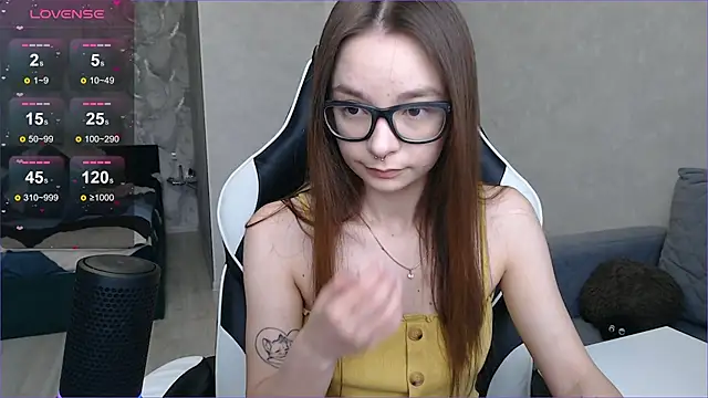 Amarieni online show from March 2025 12:55:02 PM