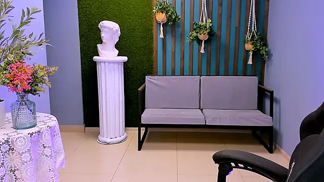 FioraMarmoris online show from November 2025 01:11:01 PM