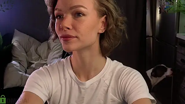 Eva Natsumi online show from October 2025 05:41:02 PM