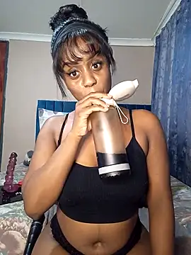 Queen-Chocolate online show from March 2025 03:06:01 AM