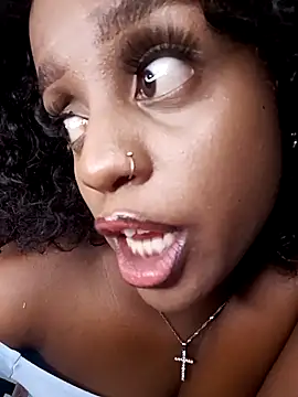 Queen-Chocolate online show from March 2026 02:22:01 PM