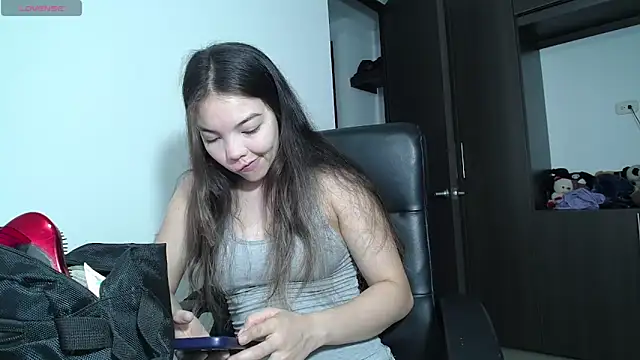 venelope1 online show from April 2026 11:35:02 PM