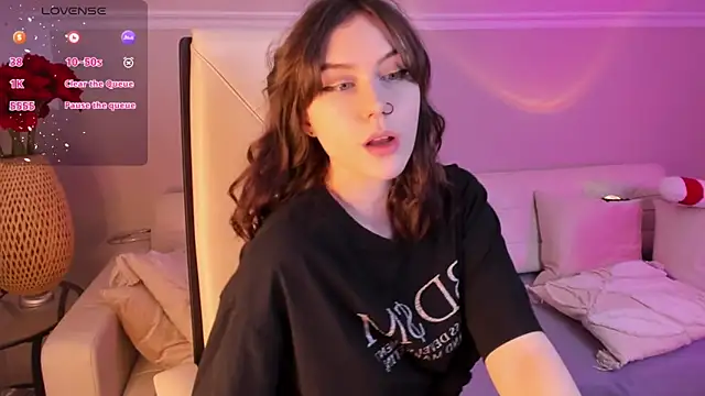 UnaMedison online show from December 2024 09:32:02 AM