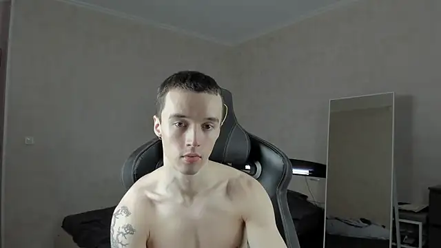 MasonWarholl online show from January 2025 03:46:01 PM