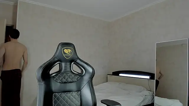 MasonWarholl online show from February 2025 09:47:02 PM