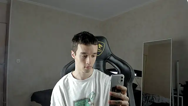 MasonWarholl online show from February 2025 11:26:02 PM