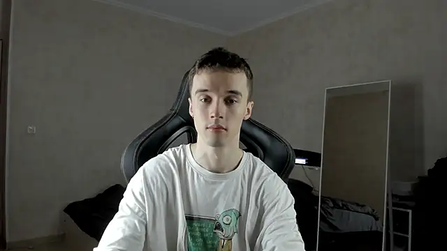 MasonWarholl online show from March 2025 06:47:02 AM