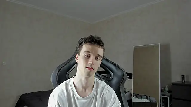 MasonWarholl online show from March 2025 07:22:02 AM