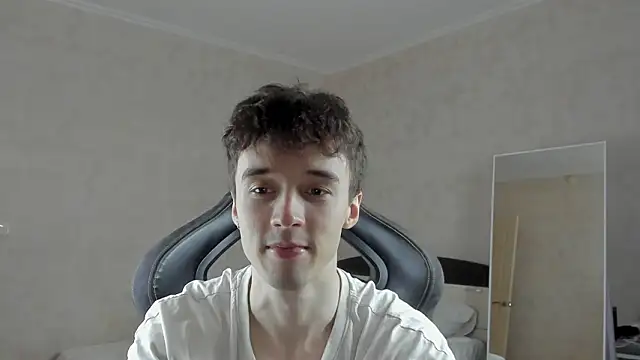 MasonWarholl online show from February 2026 06:57:01 PM